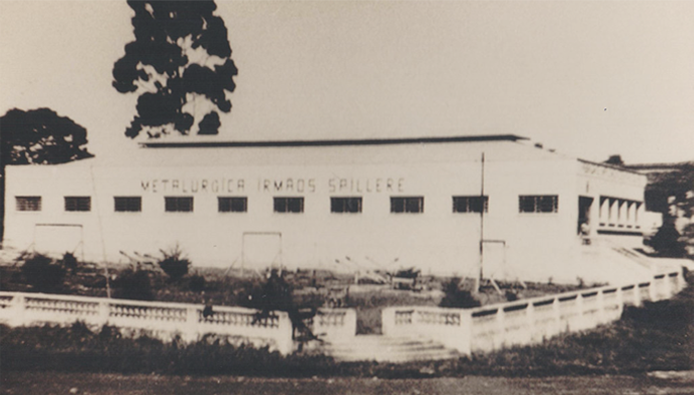 1946